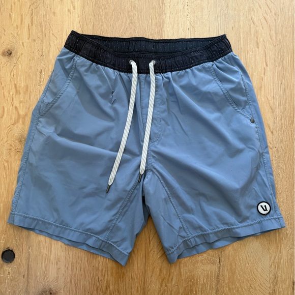 Vuori Other - Vuori men’s M Blue Athletic Shorts